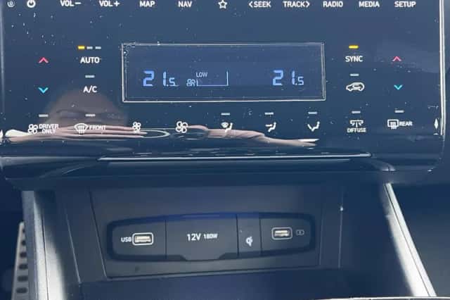 Hyundai Tucson (2022) thumbnail 14