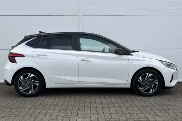 Hyundai i20 (2023) thumbnail 18