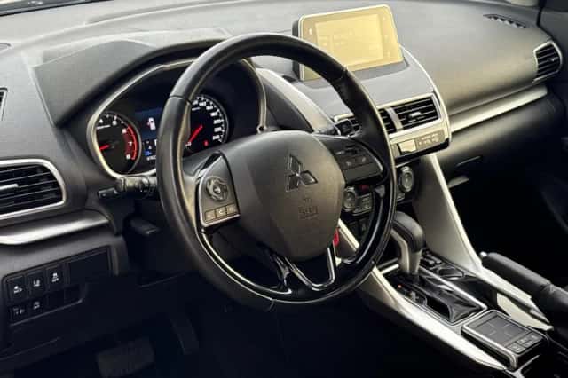 Mitsubishi Eclipse Cross (2020) thumbnail 24