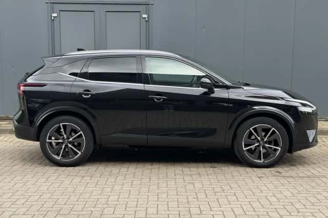Nissan Qashqai (2023) thumbnail 17