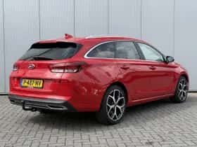 Hyundai i30 (2022) thumbnail 3