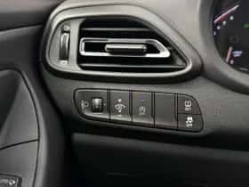 Hyundai i30 (2022) thumbnail 37