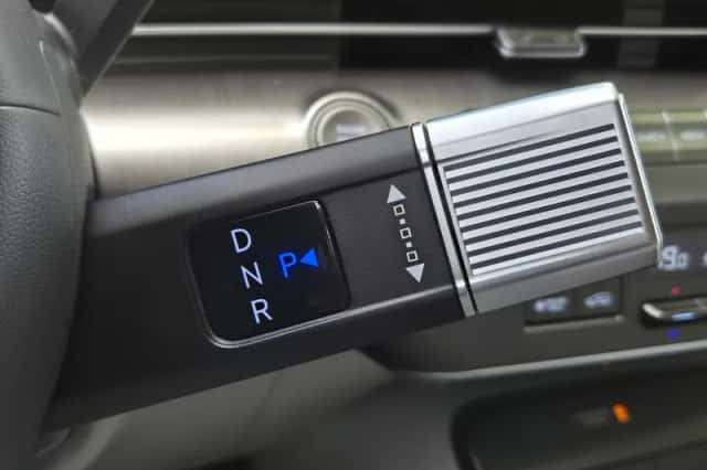 Hyundai Kona (2023) thumbnail 14