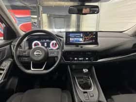 Nissan Qashqai (2023) thumbnail 5