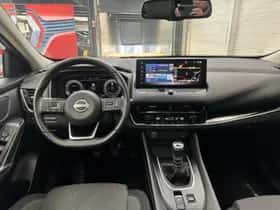 Nissan Qashqai (2023) thumbnail 5