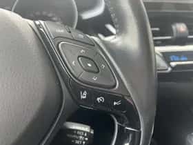 Toyota C-HR (2021) thumbnail 14