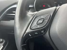 Toyota C-HR (2021) thumbnail 10