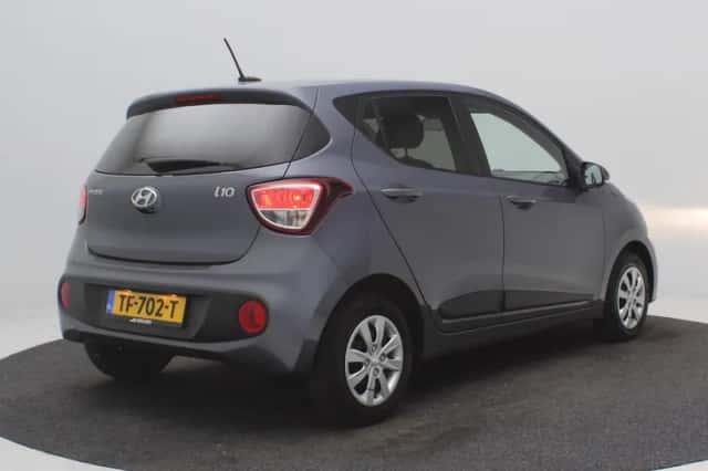 Hyundai i10 (2018) thumbnail 3