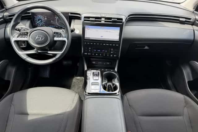 Hyundai Tucson (2023) thumbnail 2