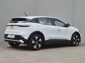 Renault Mégane E-Tech (2022) thumbnail 6