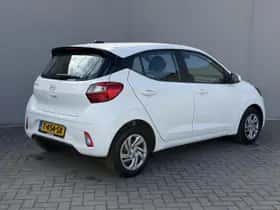 Hyundai i10 (2023) thumbnail 6