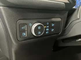 Ford Kuga (2020) thumbnail 43