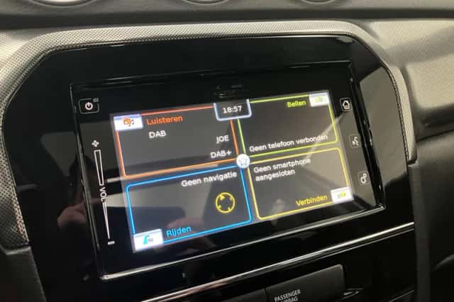 Suzuki Vitara (2019) thumbnail 12