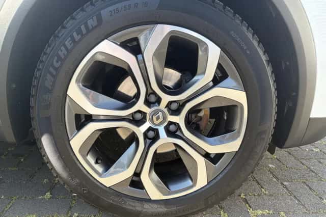 Renault Captur (2020) thumbnail 18