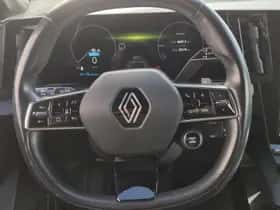 Renault Mégane E-Tech (2023) thumbnail 15