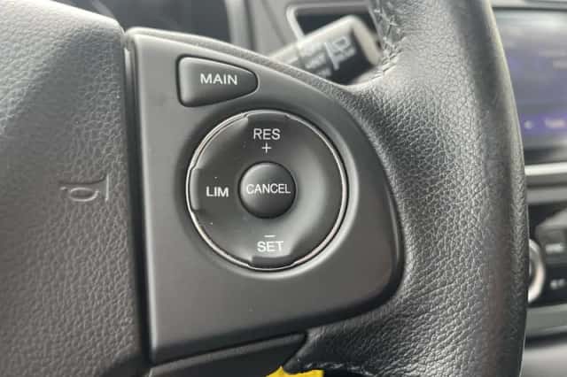 Honda CR-V (2016) thumbnail 11