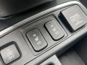 Honda CR-V (2016) thumbnail 33