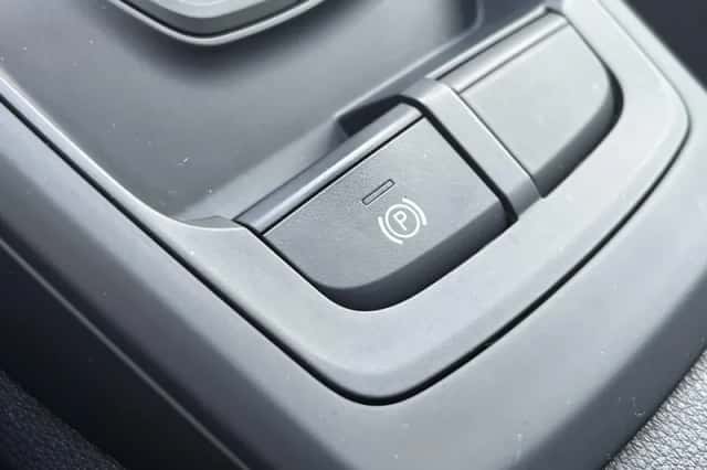 Audi Q2 (2017) thumbnail 38