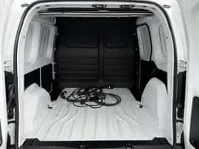 Renault Kangoo (2024) thumbnail 25