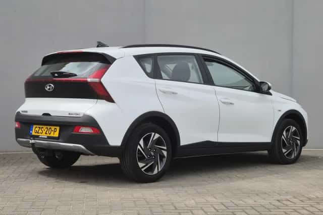 Hyundai Bayon (2025) thumbnail 3