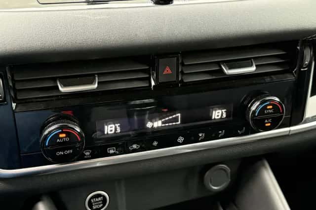 Nissan Qashqai (2023) thumbnail 4