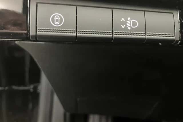 Renault Clio (2026) thumbnail 23