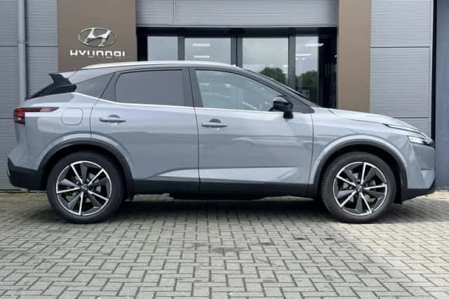 Nissan Qashqai (2023) thumbnail 8