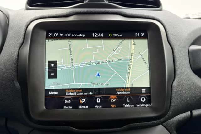 Jeep Renegade (2019) thumbnail 29