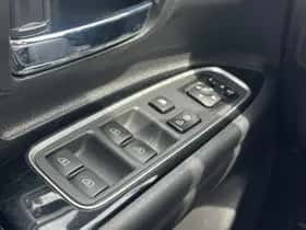 Mitsubishi Outlander (2018) thumbnail 14