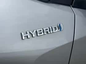 Toyota C-HR (2020) thumbnail 43