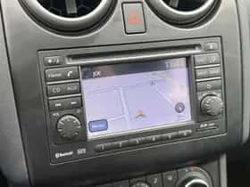 Nissan Qashqai (2011) thumbnail 18