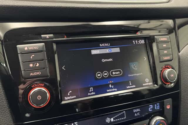 Nissan Qashqai (2021) thumbnail 4