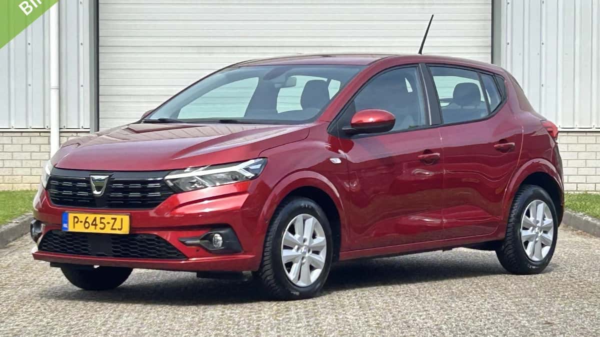 Dacia Sandero Stepway (2022) — foto 1