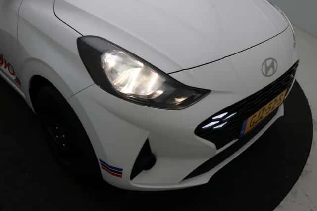 Hyundai i10 (2024) thumbnail 35