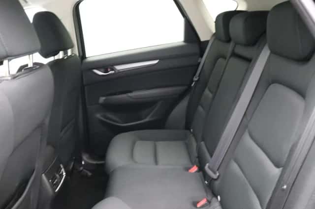 Mazda CX-5 (2018) thumbnail 5
