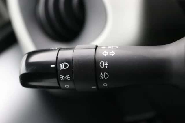 Peugeot 108 (2017) thumbnail 25