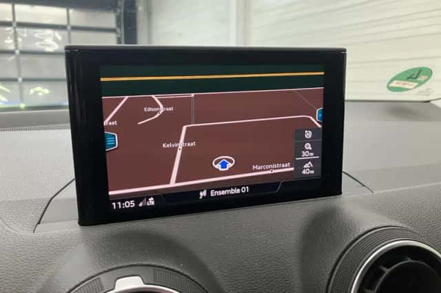 Audi Q2 (2020) thumbnail 5