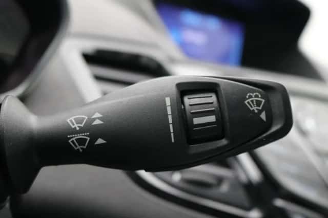 Ford Fiesta (2015) thumbnail 24
