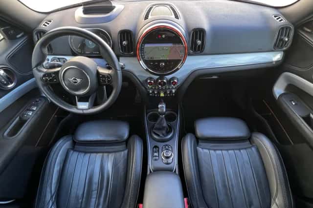 MINI Countryman (2023) thumbnail 2