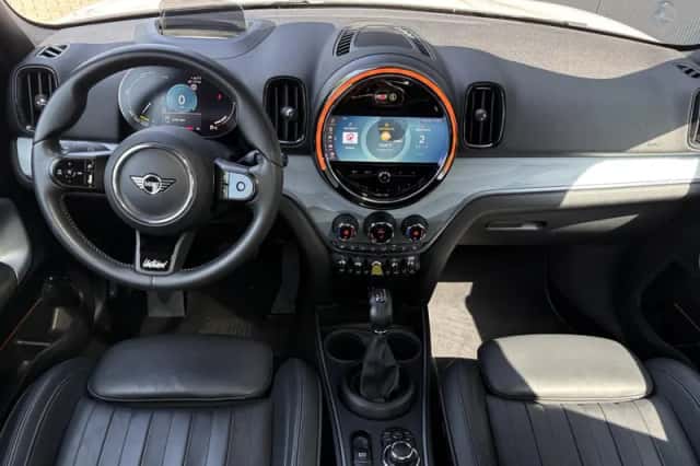 MINI Countryman (2023) thumbnail 2