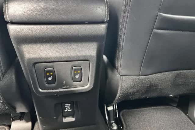 Mitsubishi Eclipse Cross (2023) thumbnail 32