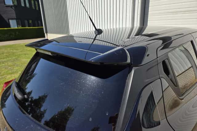 Suzuki Swift (2022) thumbnail 32