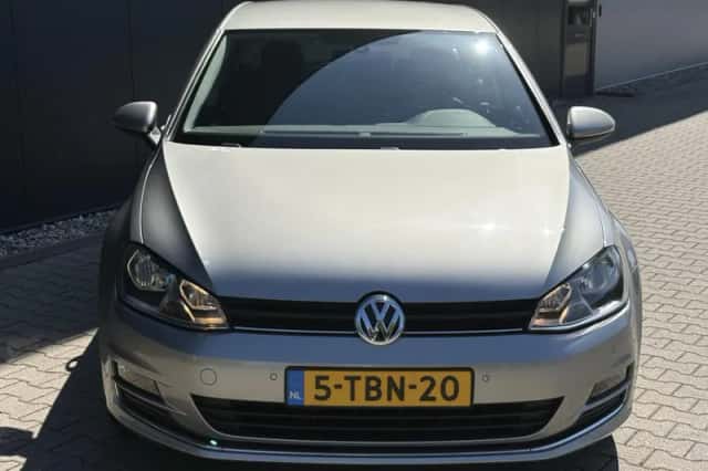 Volkswagen Golf (2014) thumbnail 35