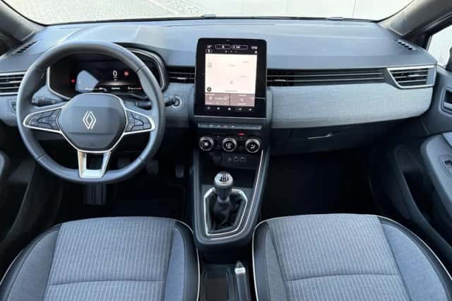 Renault Clio (2025) thumbnail 2