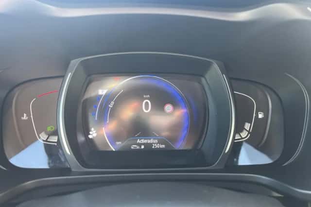 Renault Kadjar (2021) thumbnail 19