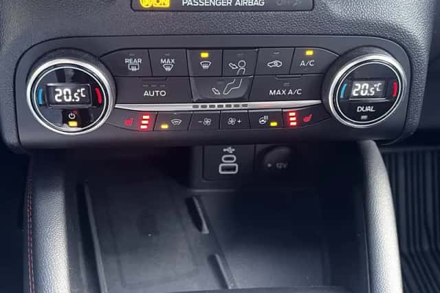 Ford Kuga (2022) thumbnail 18