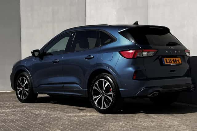 Ford Kuga (2022) thumbnail 21