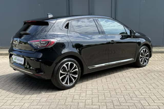 Renault Clio (2025) thumbnail 3