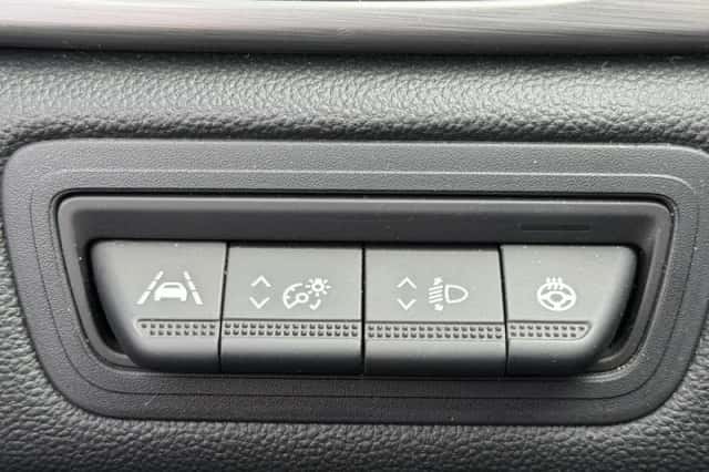 Renault Captur (2021) thumbnail 27
