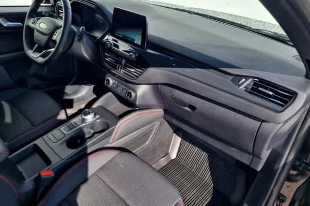 Ford Kuga (2024) thumbnail 40